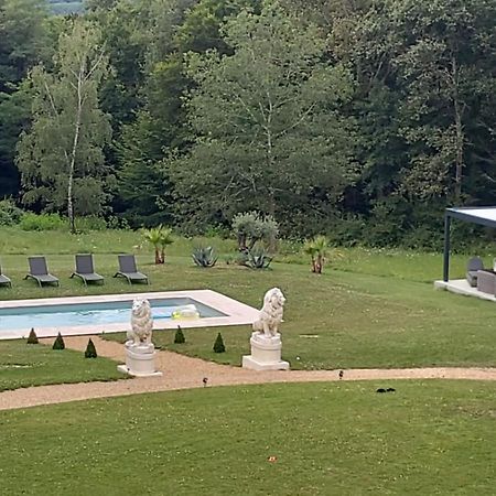 La Tour Carree D'Un Chateau Auzouer-en-Touraine ภายนอก รูปภาพ